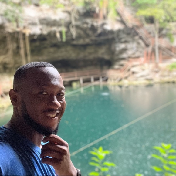 Meet your Posher, Jose - Picture 5 of 6